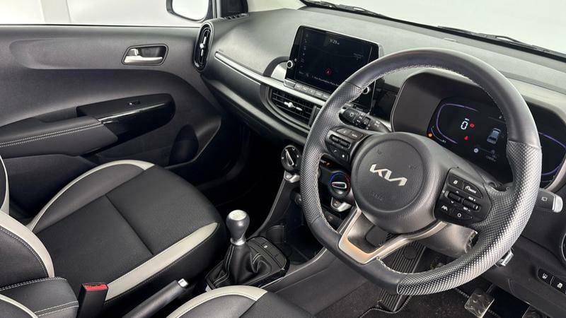 Kia Picanto Hatchback Green #5