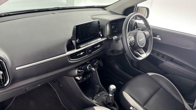 Kia Picanto Hatchback Green #4