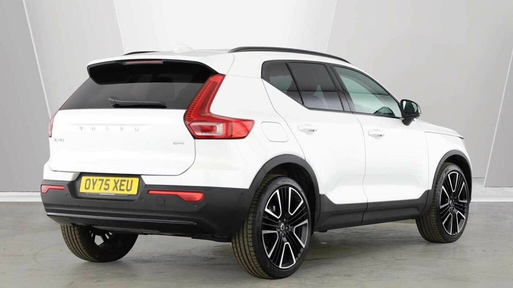 Volvo XC40 Ultra, B4 Mild Hybrid, Dark 21 Alloys, C White #3