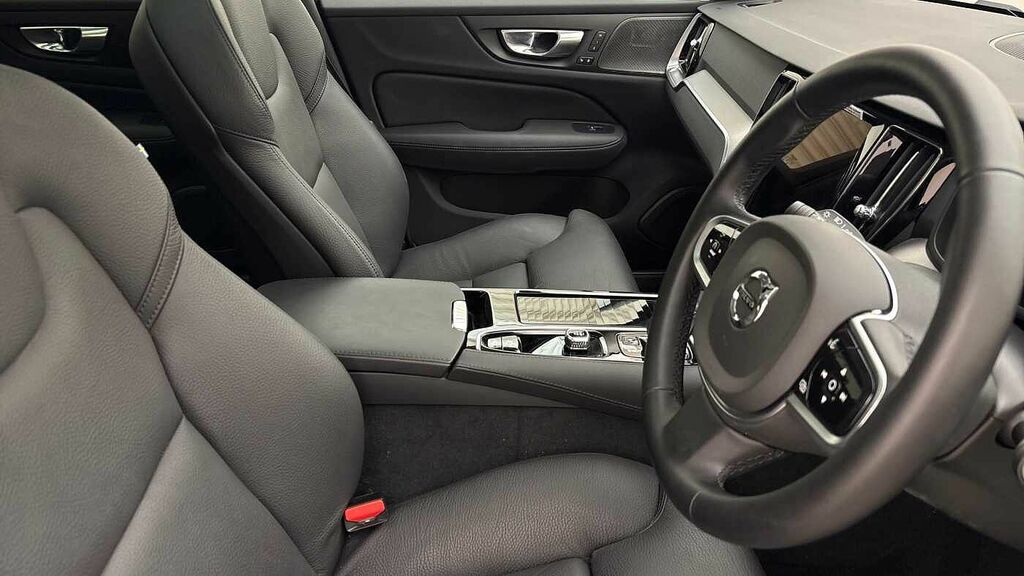 Volvo V60 Volvo V60 Ultra Black #28