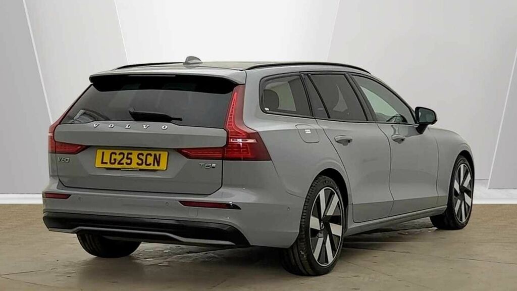 Volvo V60 Ultra, T8 Awd Plug-in Hybrid, Dar Grey #3