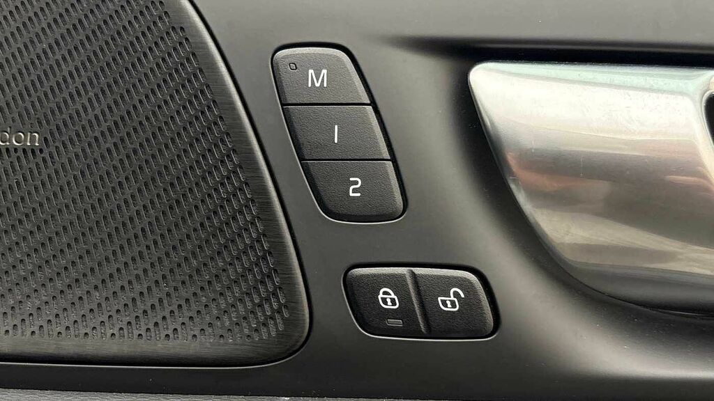 Volvo V60 Volvo V60 Ultra Black #25