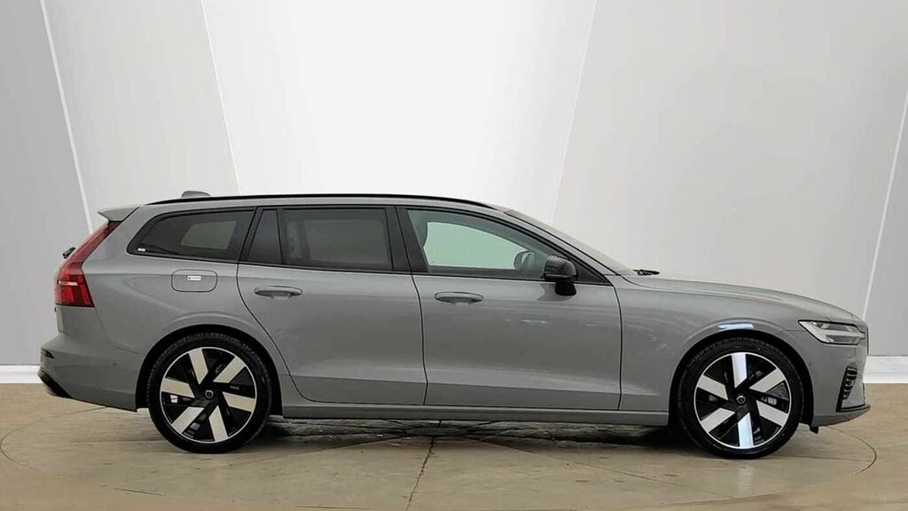 Volvo V60 Ultra, T8 Awd Plug-in Hybrid, Dar Grey #2