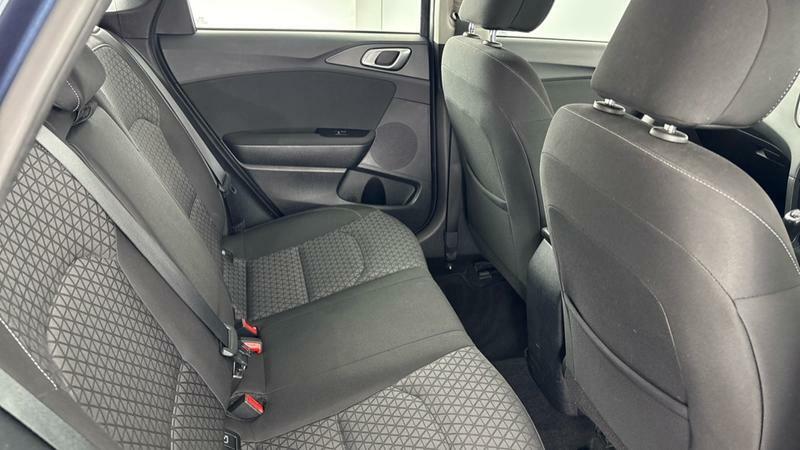Kia Ceed 1.6 Crdi Eco 2 Sportswagon Euro 6 Ss Red #25