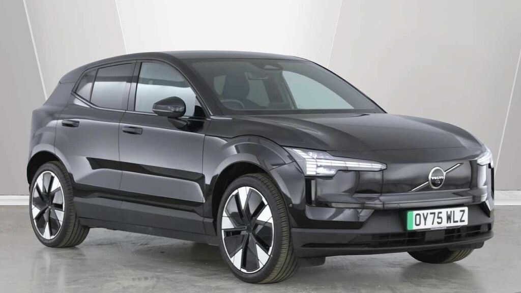 Volvo EX30 Ultra, Single Motor Extended Range, Pano Black