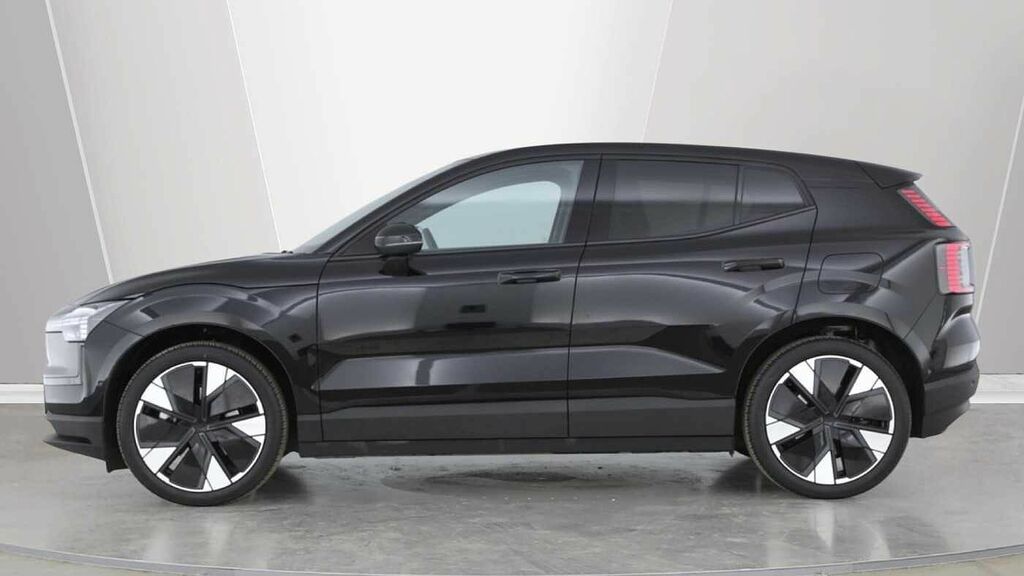 Volvo EX30 Ultra, Single Motor Extended Range, Pano Black #6