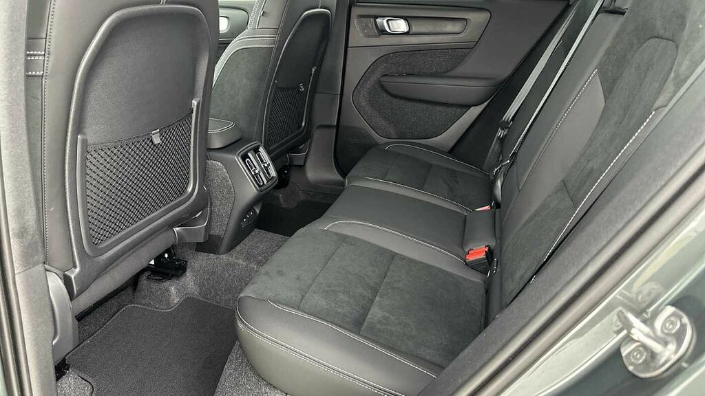 Volvo XC40 Ultra, B3 Mild Hybrid, Bright Silver #13