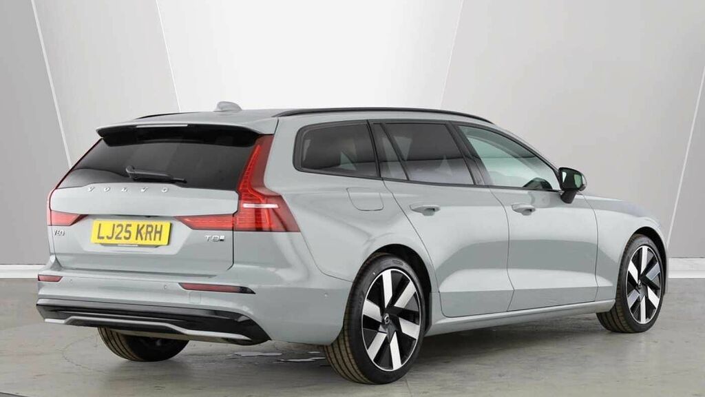 Volvo V60 Ultra, T8 Awd Plug-in Hybrid, Dar Grey #3