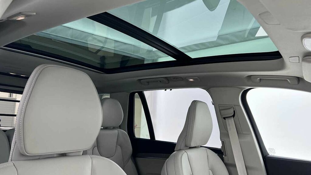 Volvo XC90 2.0 B5p Plus Dark Awd Geartronic Estate Black #33