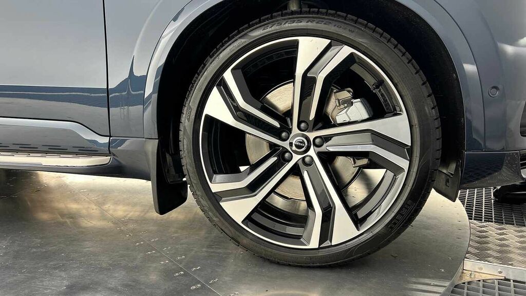 Volvo XC90 2.0 B5p Plus Dark Awd Geartronic Estate Black #31
