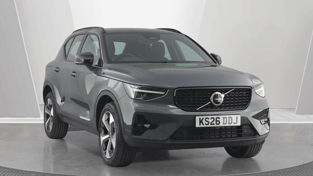 Volvo XC40 Plus, B3 Mild Hybrid, Dark Forset Lake, R