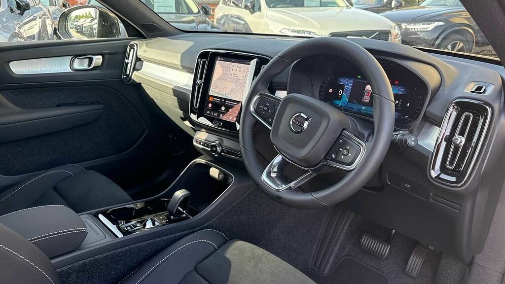 Volvo XC40 Black Edition Plus, B3 Mild Hybrid, Rear C Blue #4