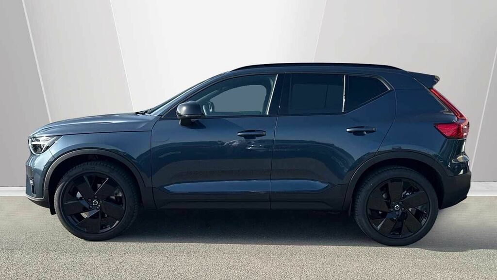 Volvo XC40 Black Edition Plus, B3 Mild Hybrid, Rear C Blue #3
