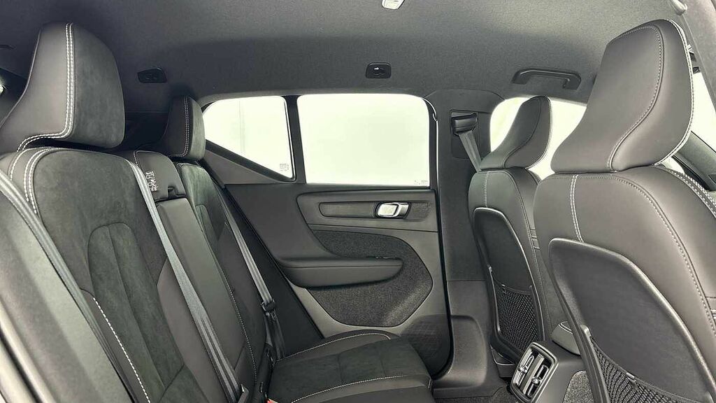 Volvo XC40 Black Edition Plus, B4 Mild Hybrid, Black #6
