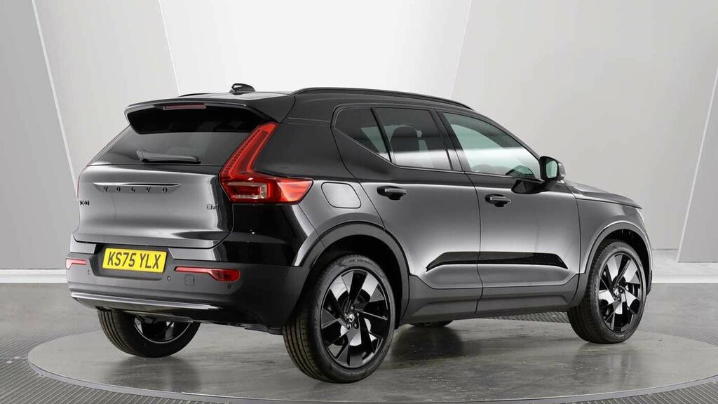 Volvo XC40 Black Edition Plus, B4 Mild Hybrid, Black #2