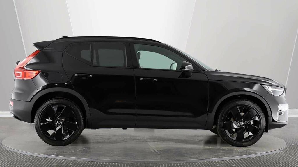 Volvo XC40 Black Edition Plus, B4 Mild Hybrid, Black #3