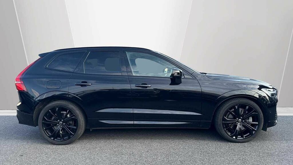 Volvo XC60 Black Edition Ultra, T8 Awd Plug-in Hybrid Panora Black #3