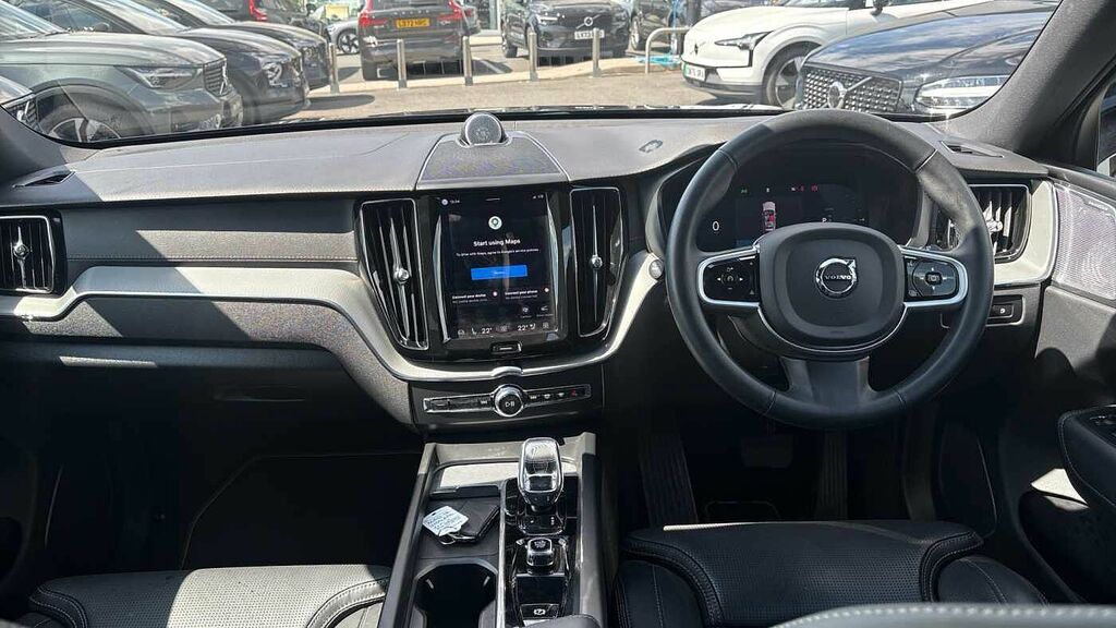 Volvo XC60 Black Edition Ultra, T8 Awd Plug-in Hybrid Panora Black #5