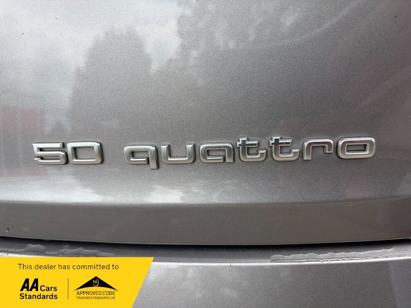 Audi E-tron 50 Black Edition Quattro 71.2Kwh 11Kw Charger White #18