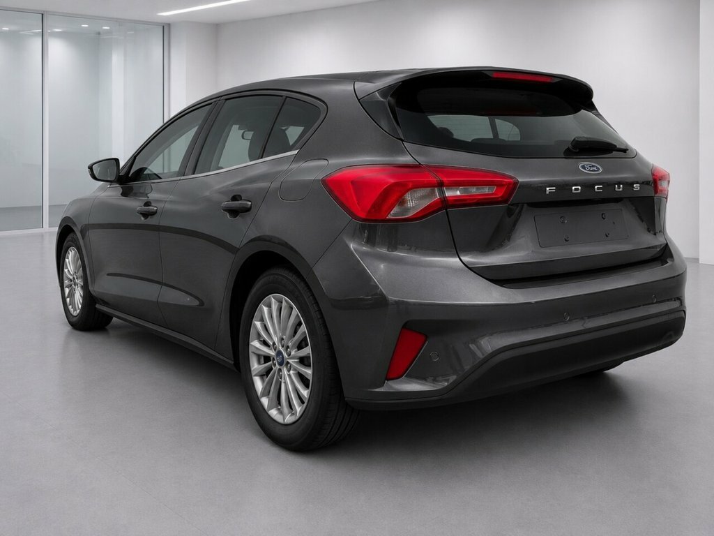 Ford Focus 1L Titanium Edition Grey #4