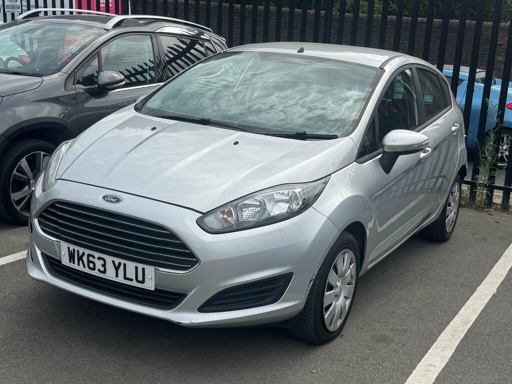 Ford Fiesta 1.0T Ecoboost Zetec Euro 5 Ss Red #1