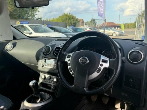 Nissan Qashqai Acenta Silver #9