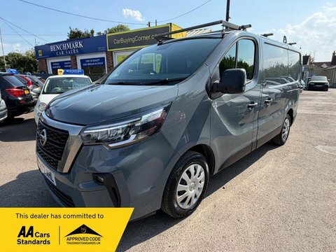 Nissan Primastar 2.0 Dci 28 Grey