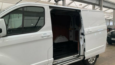 Ford Transit Custom Custom 280 Tdci 130 L1h2 Limited Swb High Roof Fwd White #10