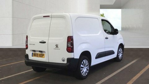 Peugeot Partner 1.6 Bluehdi 1000 White #4