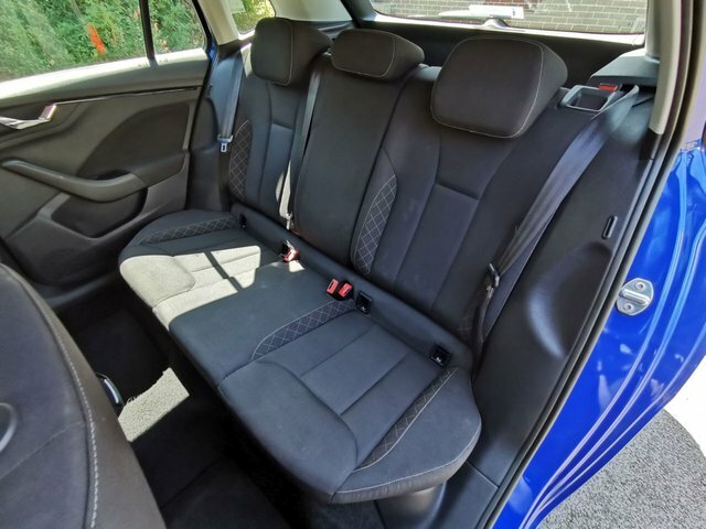 Skoda Kamiq 1.0 Tsi Se Dsg Hatchback Red #26