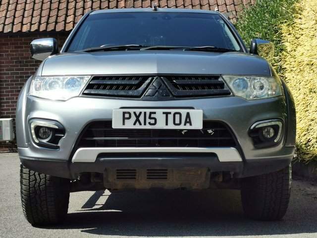 Mitsubishi L200 Pickup 2.5 Di-d Barbarian 4Wd Euro 5 Lb 201 Black #15