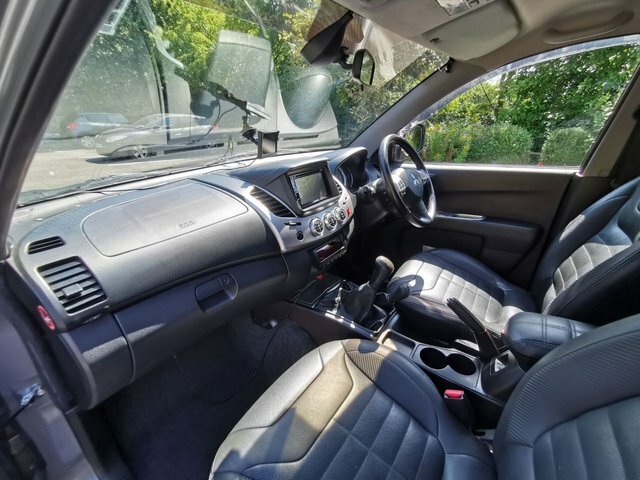 Mitsubishi L200 Pickup 2.5 Di-d Barbarian 4Wd Euro 5 Lb 201 Black #16