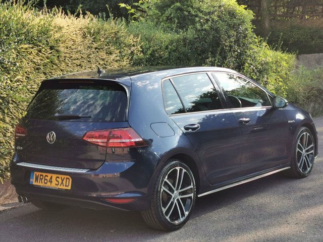 Volkswagen Golf Estate 1.6 Tdi Bluemotion Euro 5 Ss 20146 Black #33