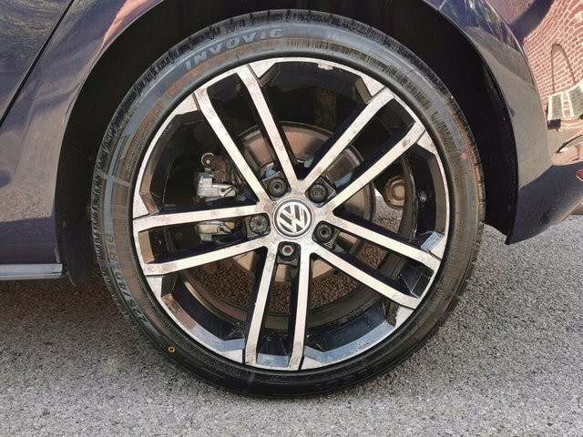 Volkswagen Golf Estate 1.6 Tdi Bluemotion Euro 5 Ss 20146 Black #38