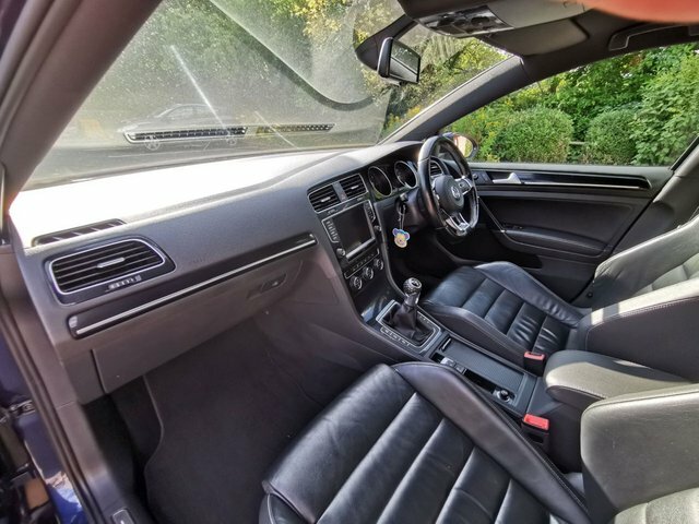 Volkswagen Golf Estate 1.6 Tdi Bluemotion Euro 5 Ss 20146 Black #15