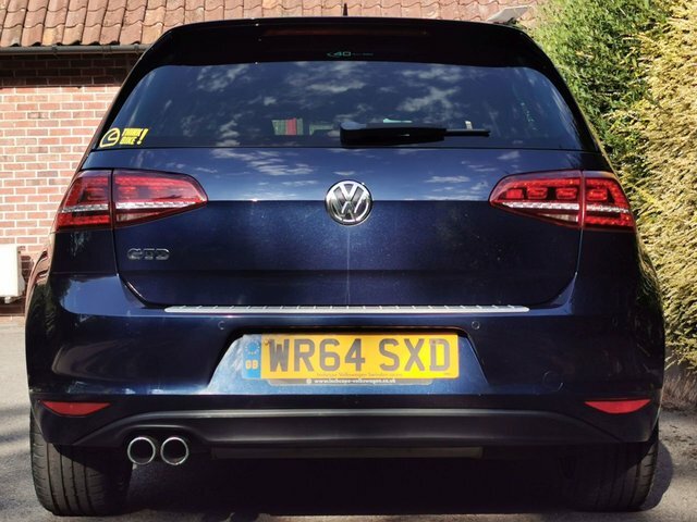 Volkswagen Golf Estate 1.6 Tdi Bluemotion Euro 5 Ss 20146 Black #28