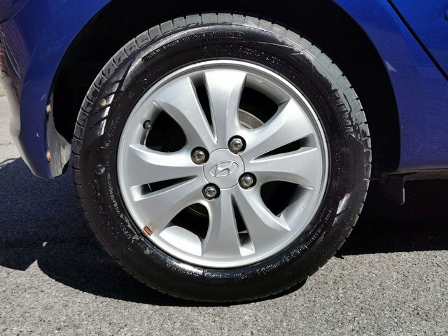 Hyundai I10 1.2 Classic Hatchback Euro 5 85 Red #36