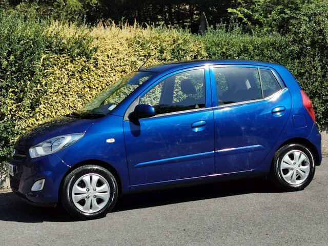 Hyundai I10 1.2 Classic Hatchback Euro 5 85 Red #20