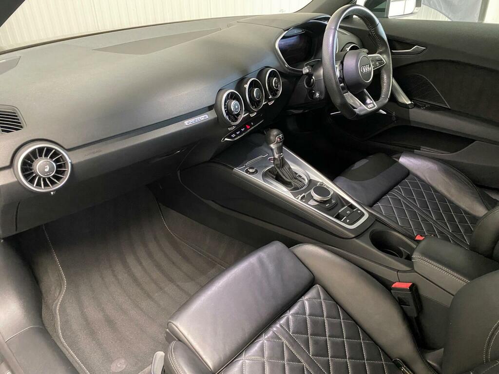 Audi TT 2.0 Tfsi Black Edition Roadster S Tronic Quattro E Grey #3