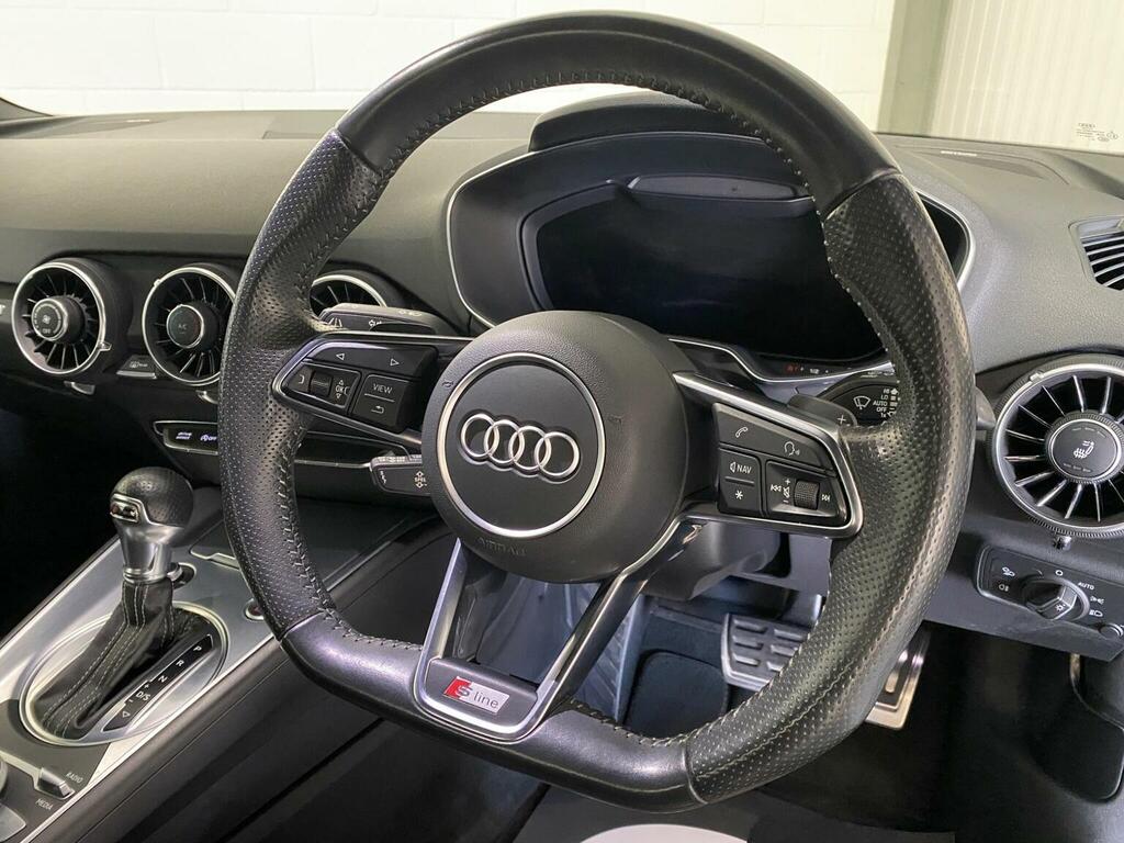 Audi TT 2.0 Tfsi Black Edition Roadster S Tronic Quattro E Grey #5