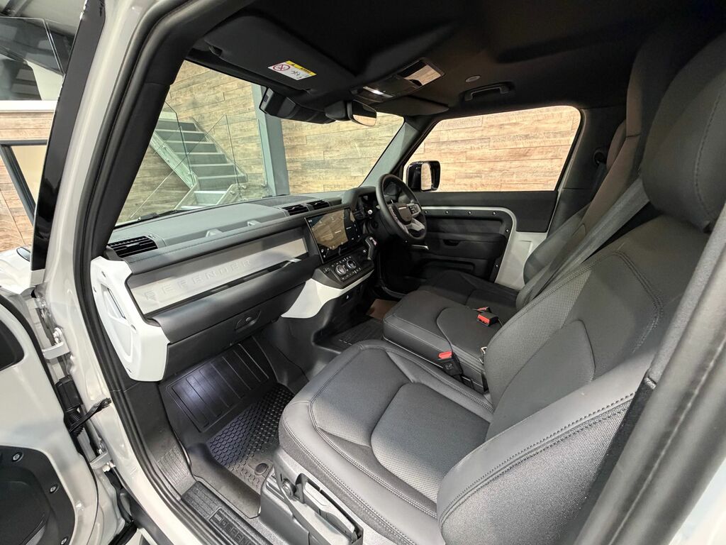 Land Rover Defender 90 3.0 D250 X-dynamic Hse 90 Estate SV26OWD Grey #9