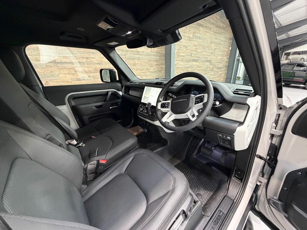 Land Rover Defender 90 3.0 D250 Mhev S Grey #6