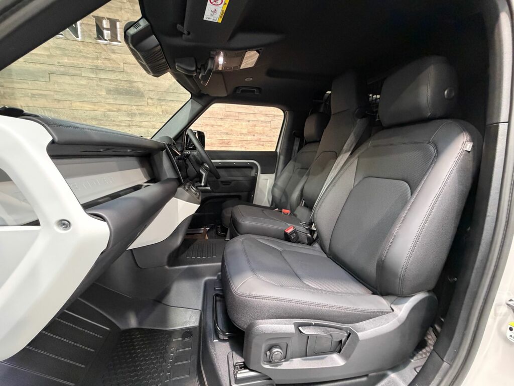 Land Rover Defender 90 3.0 D250 X-dynamic Hse 90 Estate SV26OWD Grey #10