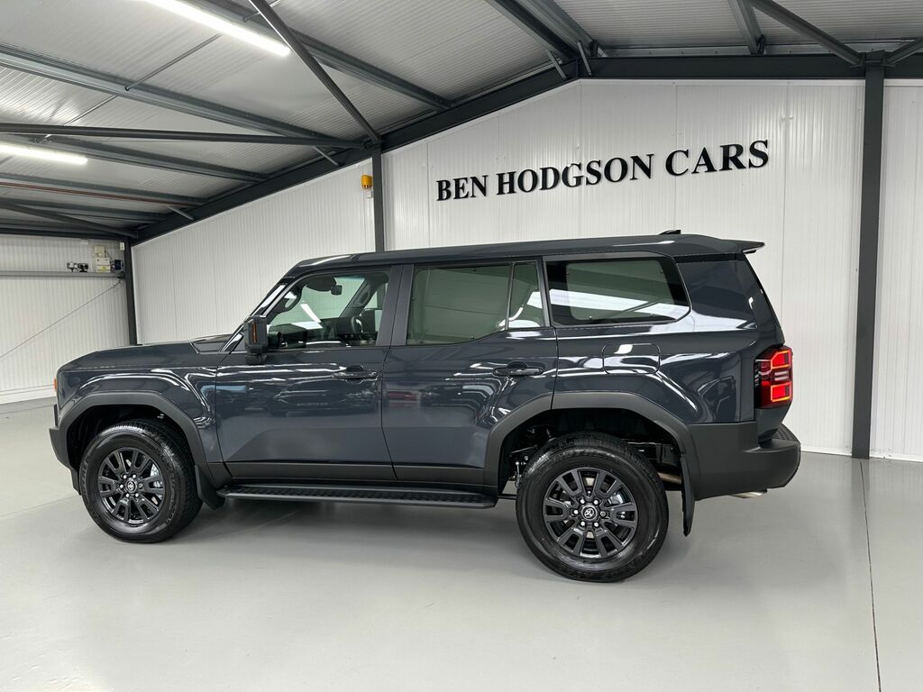 Toyota Land Cruiser 2.8D Panel Van Grey #3