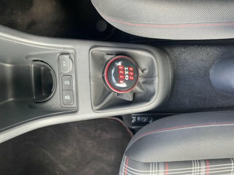 Volkswagen Up 1.0 115Ps Up Gti 115 Ps White #18