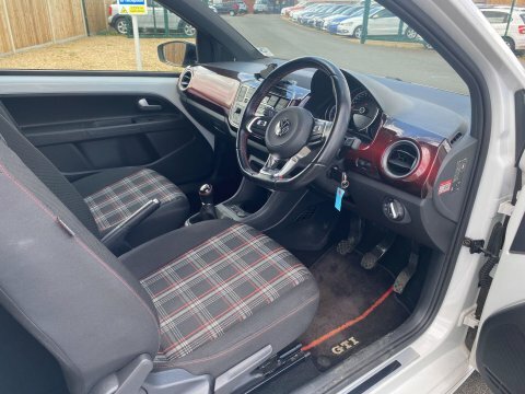 Volkswagen Up 1.0 115Ps Up Gti 115 Ps White #9