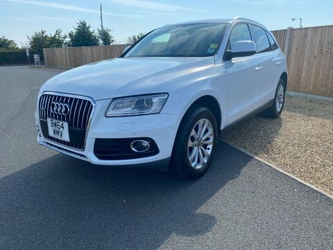 Audi Q5 2.0 Tfsi Se White #2