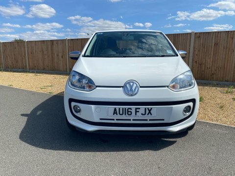 Volkswagen Up 1.0 High Up White #3