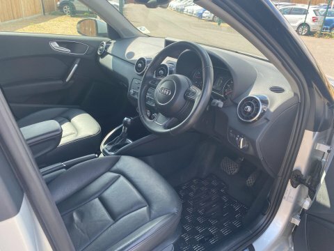 Audi A1 1.6 Tdi Sport Sportback Euro 5 White #9