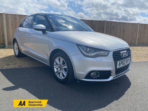 Audi A1 1.6 Tdi Sport Sportback Euro 5 White #1